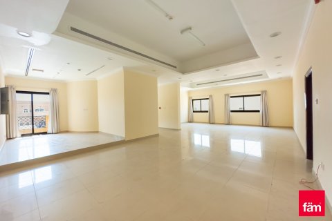 6 غرفة نوم  فيلا  رقم 123318 2