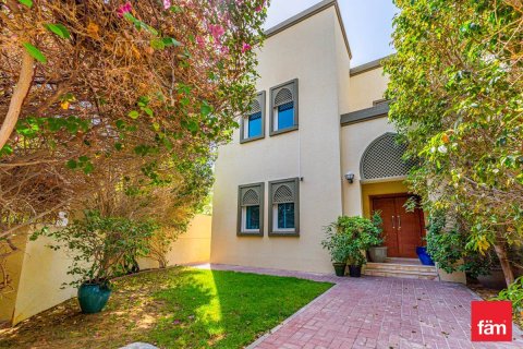 4 غرف نوم فيلا  رقم 123321 7