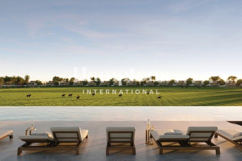 Villa de 4 dormitorios en Dubai, UAE No. 143077 9