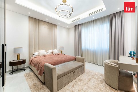 5 bedrooms Villa in Dubai, UAE No. 186358 19