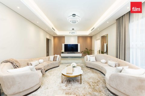 5 bedrooms Villa in Dubai, UAE No. 186358 4