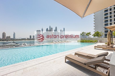 Квартира с 2 спальнями в EMAAR Beachfront, ОАЭ №186359 27