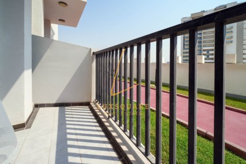 Studio Apartment in Al Furjan, UAE No. 200278 9
