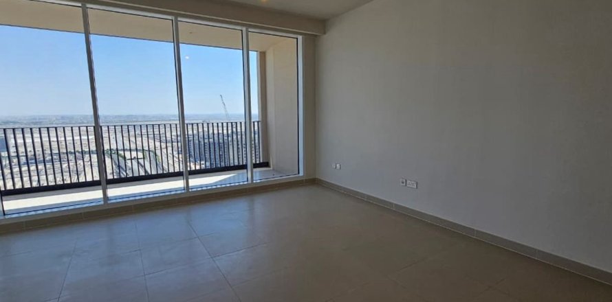 3 bedrooms Apartment in Dubai, UAE No. 166469