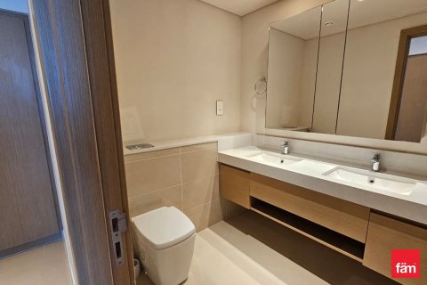 3 bedrooms Apartment in Dubai, UAE No. 166469 9