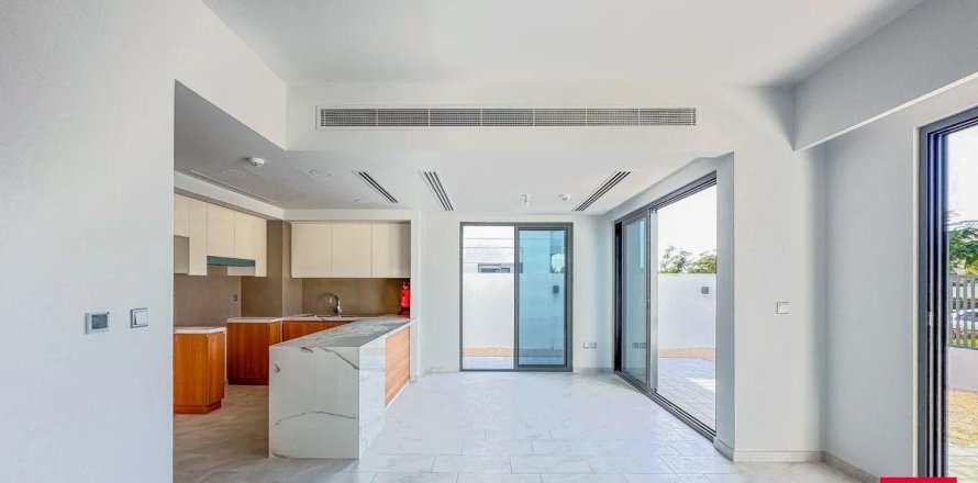 Townhouse de 3 dormitorios  No. 131235