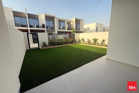 3 bedrooms Townhouse  No. 131236 2