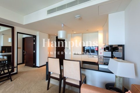 Квартира с 1 спальней в The Address Dubai Marina, ОАЭ №186871 6