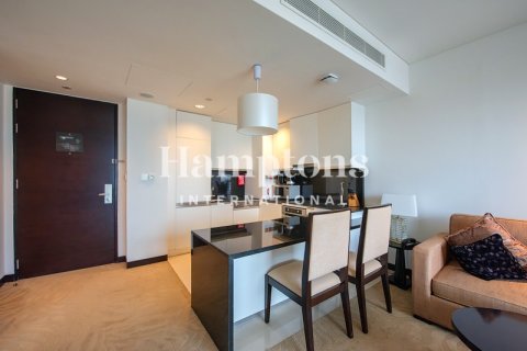 Квартира с 1 спальней в The Address Dubai Marina, ОАЭ №186871 18