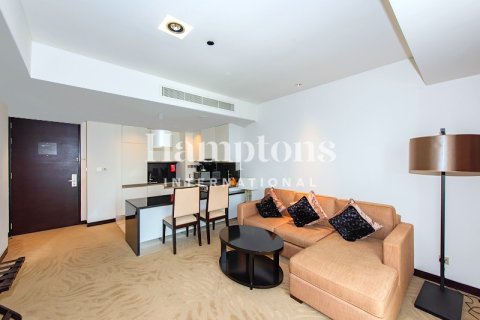Квартира с 1 спальней в The Address Dubai Marina, ОАЭ №186871 17