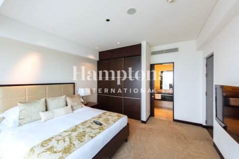 Квартира с 1 спальней в The Address Dubai Marina, ОАЭ №186871 11