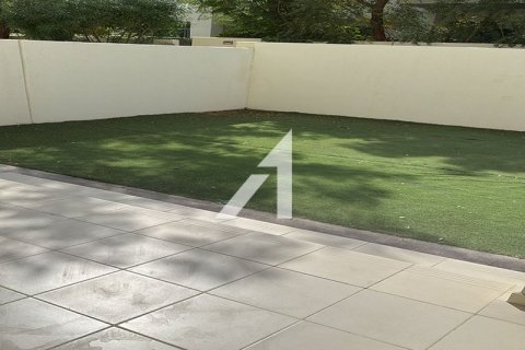 Вилла с 3 спальнями в Mira Oasis, ОАЭ №140131