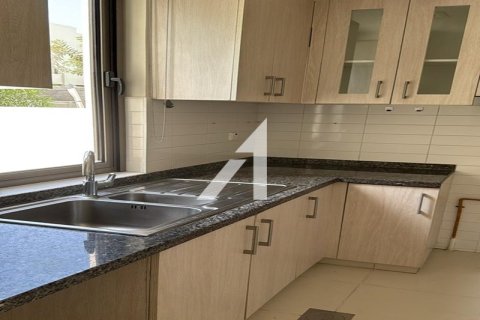 Вилла с 3 спальнями в Mira Oasis, ОАЭ №140131 10