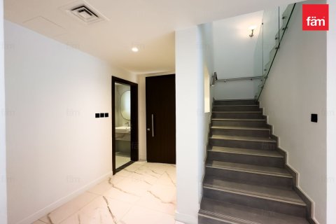 Villa de 4 dormitorios  No. 134704 10