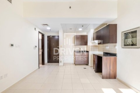 Apartment de 1 dormitorio en District 15, UAE No. 191168 4