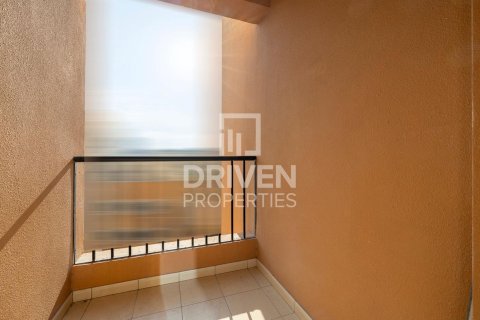 Apartment de 1 dormitorio en District 15, UAE No. 191168 11
