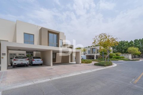 Villa de 4 dormitorios  No. 114214 5