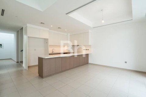 Villa de 4 dormitorios  No. 114214 3