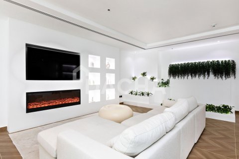 Apartment de 4 dormitorios en Elite Residence, UAE No. 165741 4