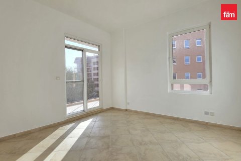 Apartment de 2 dormitorios en Motor City, UAE No. 185230 12