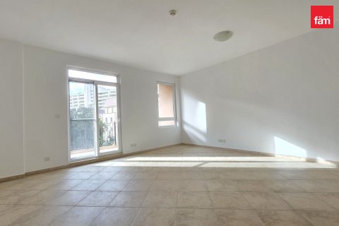 Apartment de 2 dormitorios en Motor City, UAE No. 185230 11