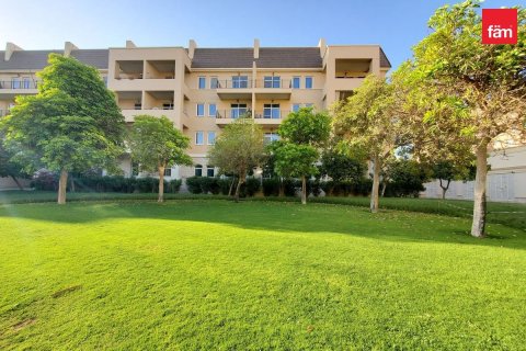 Apartment de 2 dormitorios en Motor City, UAE No. 185230 26
