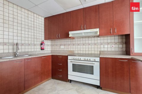 Apartment de 2 dormitorios en Motor City, UAE No. 185230 17