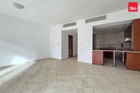 Apartment de 2 dormitorios en Motor City, UAE No. 185230 14