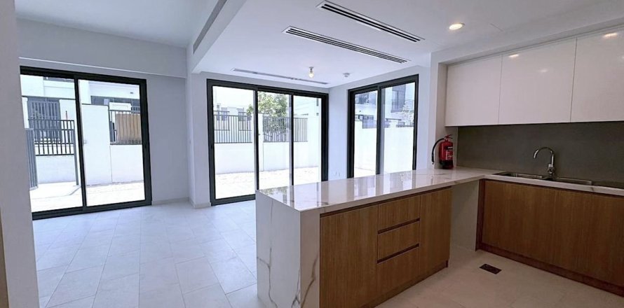 4 غرف نوم فيلا في دبي, الإمارات العربية المتحدة رقم 185233
