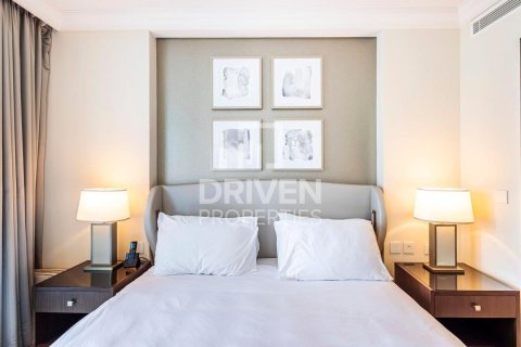 Квартира с 1 спальней в The Address Residence Fountain Views, ОАЭ №192895 8