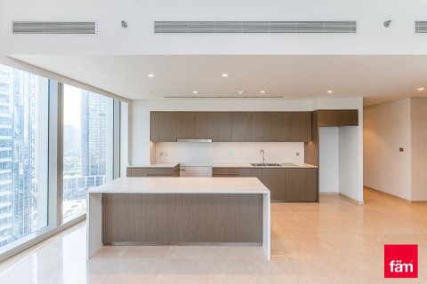 3 bedrooms Apartment in Dubai, UAE No. 161756 10