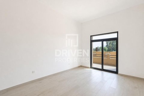 1 bedroom Apartment in Umm Suqeim 3, UAE No. 189994 8