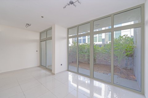 Вилла с 3 спальнями в DAMAC Hills (Akoya by DAMAC), ОАЭ №146480 3