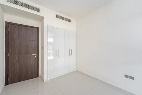 Вилла с 3 спальнями в DAMAC Hills (Akoya by DAMAC), ОАЭ №146480 13