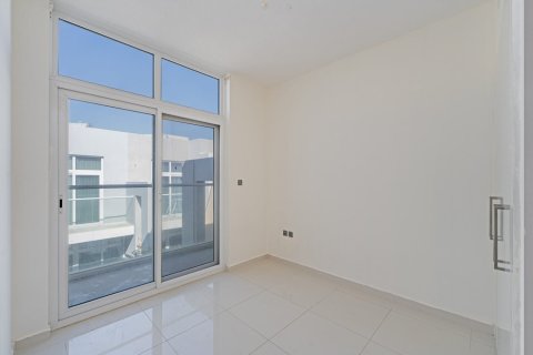 Вилла с 3 спальнями в DAMAC Hills (Akoya by DAMAC), ОАЭ №146480 11