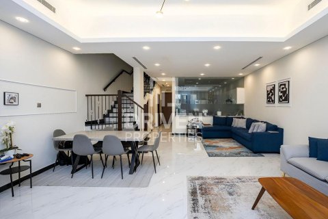 3 bedrooms Townhouse in Jumeirah Village Triangle, UAE No. 84203 3