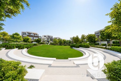 Villa de 4 dormitorios en Tilal Al Ghaf, UAE No. 168557 8
