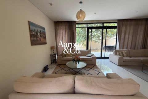 3 bedrooms Villa in DAMAC Hills (Akoya by DAMAC), UAE No. 168555 23