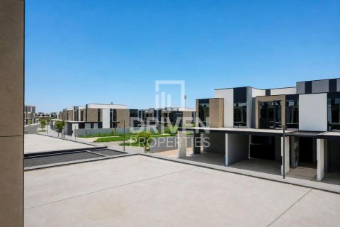 4 bedrooms Townhouse in Mudon, UAE No. 199920 3