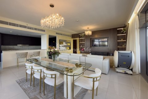 Apartment de 3 dormitorios en Dubai Hills Estate, UAE No. 187272 5