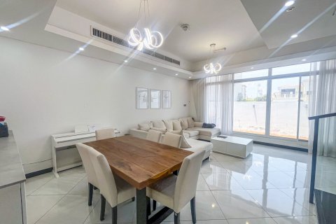 3 غرف نوم تاون هاوس في Jumeirah Village Triangle, الإمارات العربية المتحدة رقم 199832 14