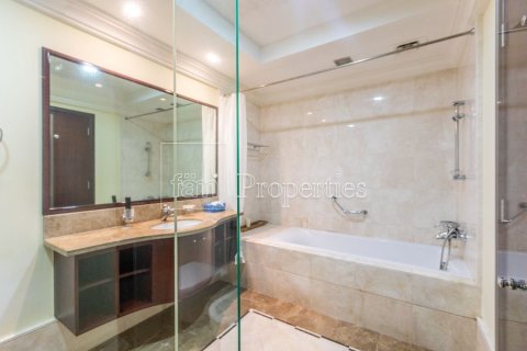 2 bedrooms Apartment in Palm Jumeirah, UAE No. 199463 11