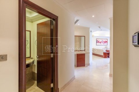 2 bedrooms Apartment in Palm Jumeirah, UAE No. 199463 23