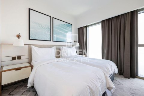 2 bedrooms Apartment in Address Harbour Point, UAE No. 192537 8