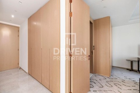 2 bedrooms Apartment in Address Harbour Point, UAE No. 192537 9