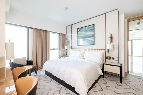 2 bedrooms Apartment in Address Harbour Point, UAE No. 192537 5