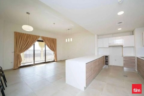 Apartment de 3 dormitorios en Dubai, UAE No. 148552