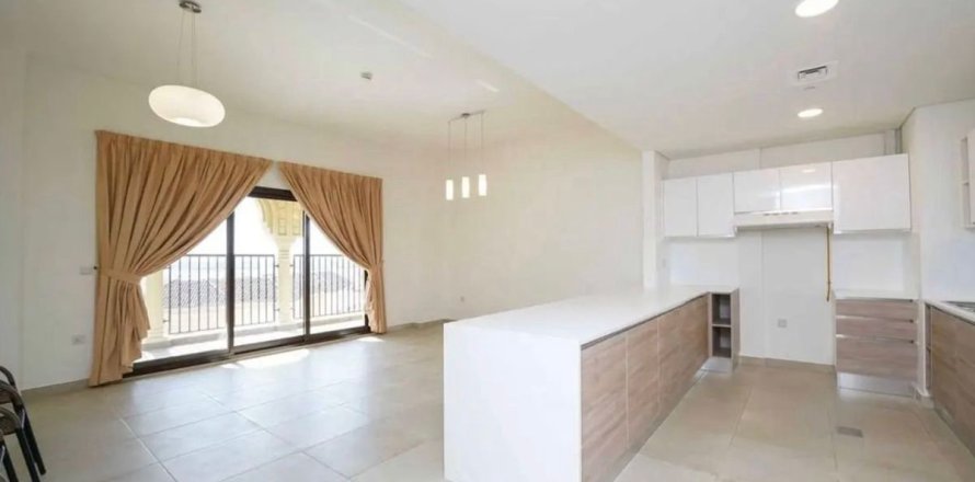 Apartment de 3 dormitorios en Dubai, UAE No. 148552