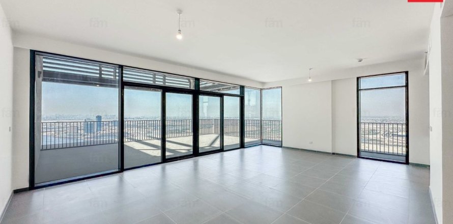 3 bedrooms Penthouse in Dubai, UAE No. 148549