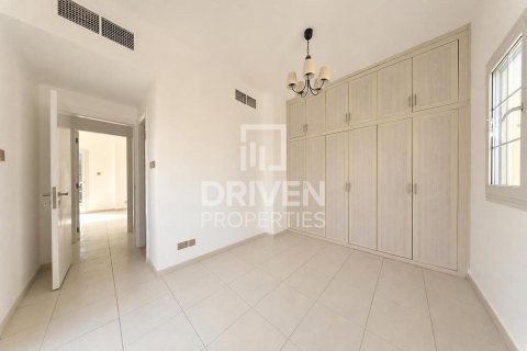 2 bedrooms Villa in Springs 8, UAE No. 192113 11
